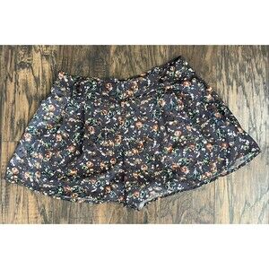 Lush Women’s Floral Bohemian Style Shorts Size Small